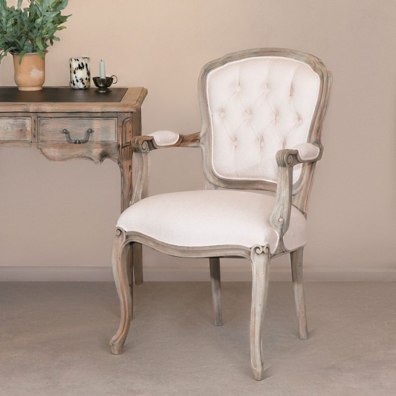 Carver Chair UK
