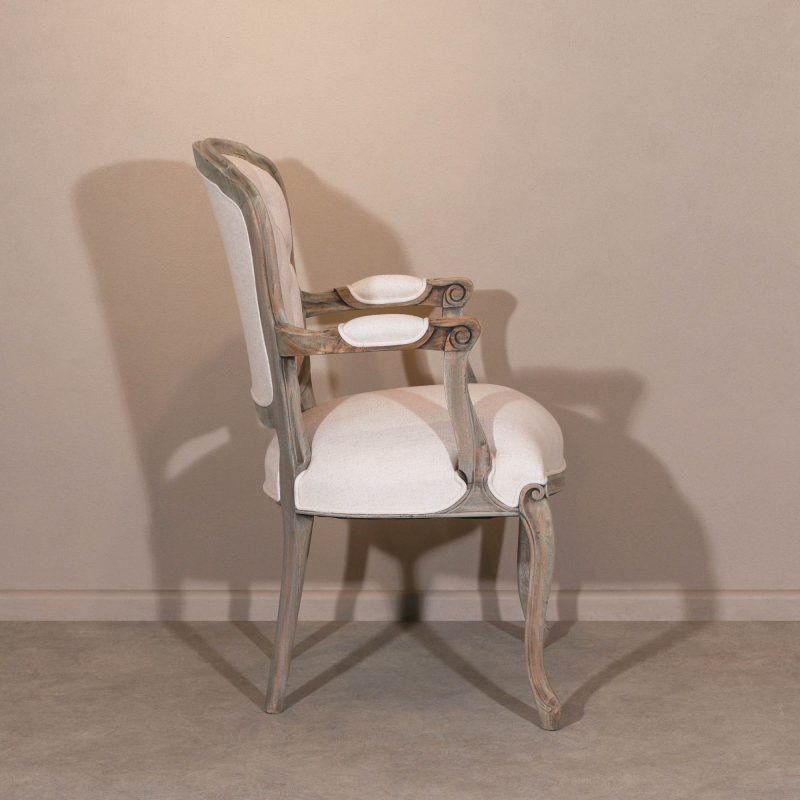 Carver Chair UK