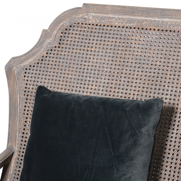 Style Settee UK