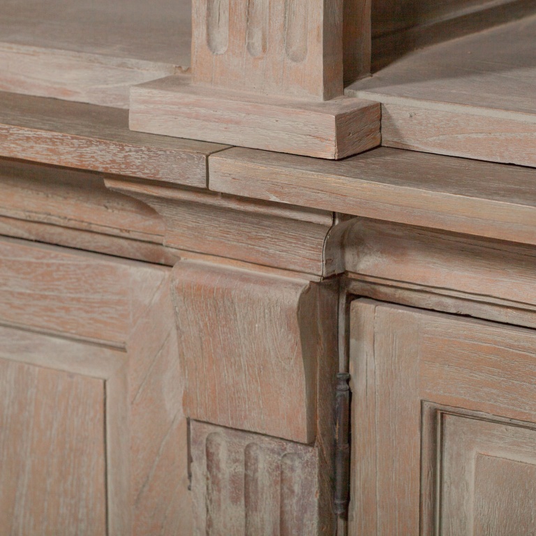 Lussan Bookcase UK