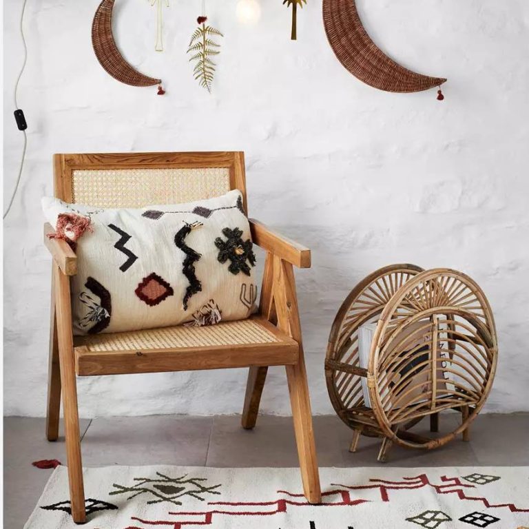 Carver Chair UK