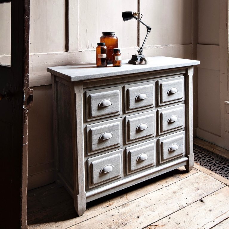 Of Drawers UK