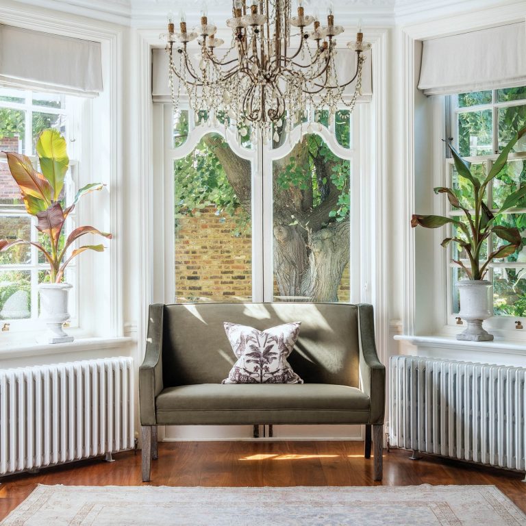 Settee (Copy) UK