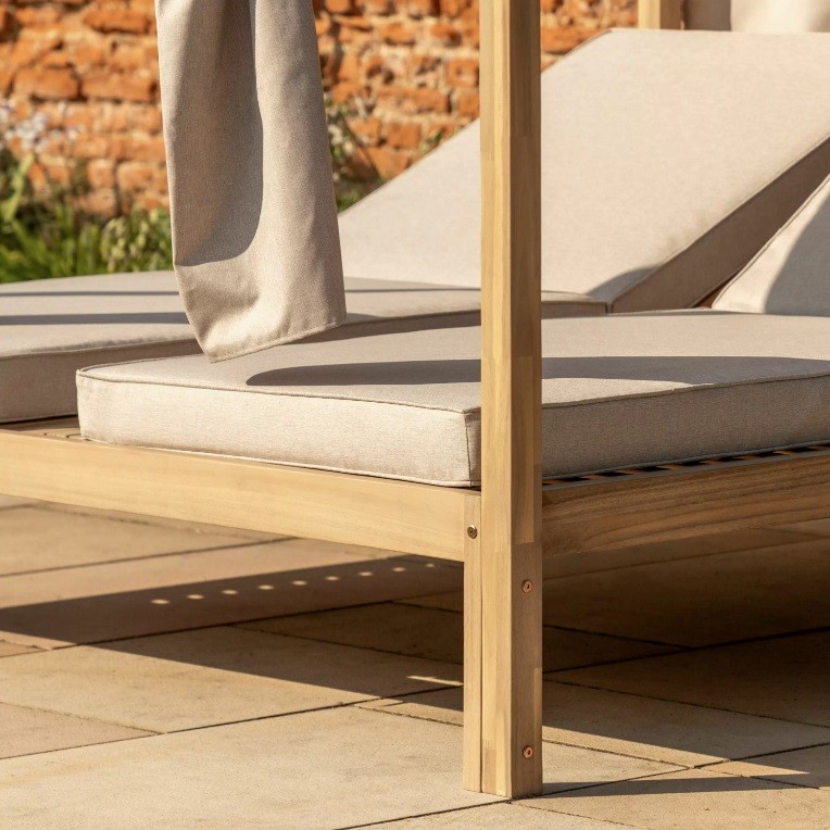 Garden Daybed UK