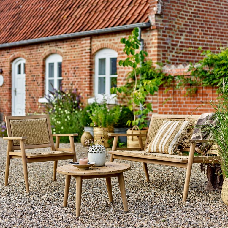 Garden Settee UK