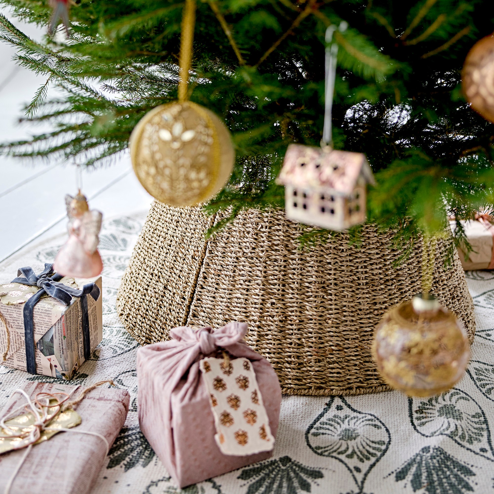 Tree Skirt UK