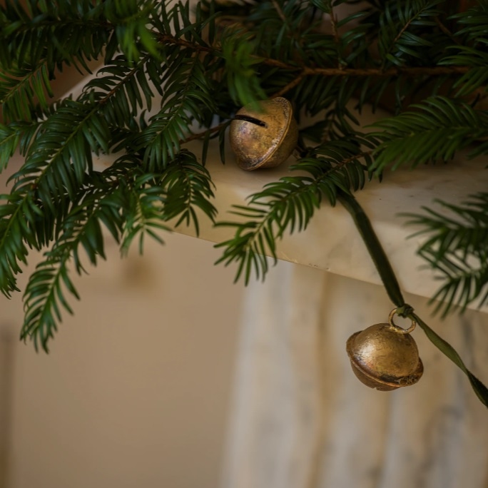 Bells Garland UK
