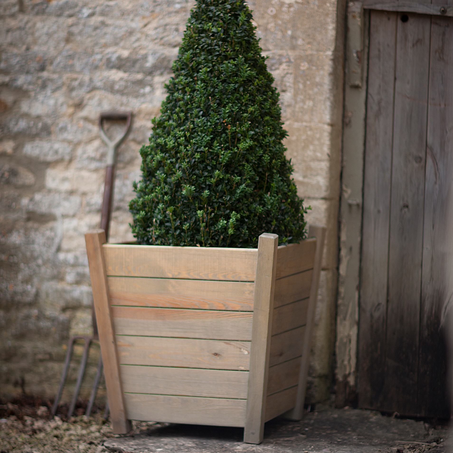 Adelaide Spruce Wood Rustic Panel 60cm Planter 60cm Planter UK
