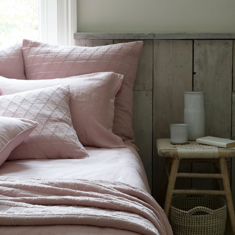 Neves Pale Pink King Size Linen Pillowcase Pair Pillowcase Pair UK